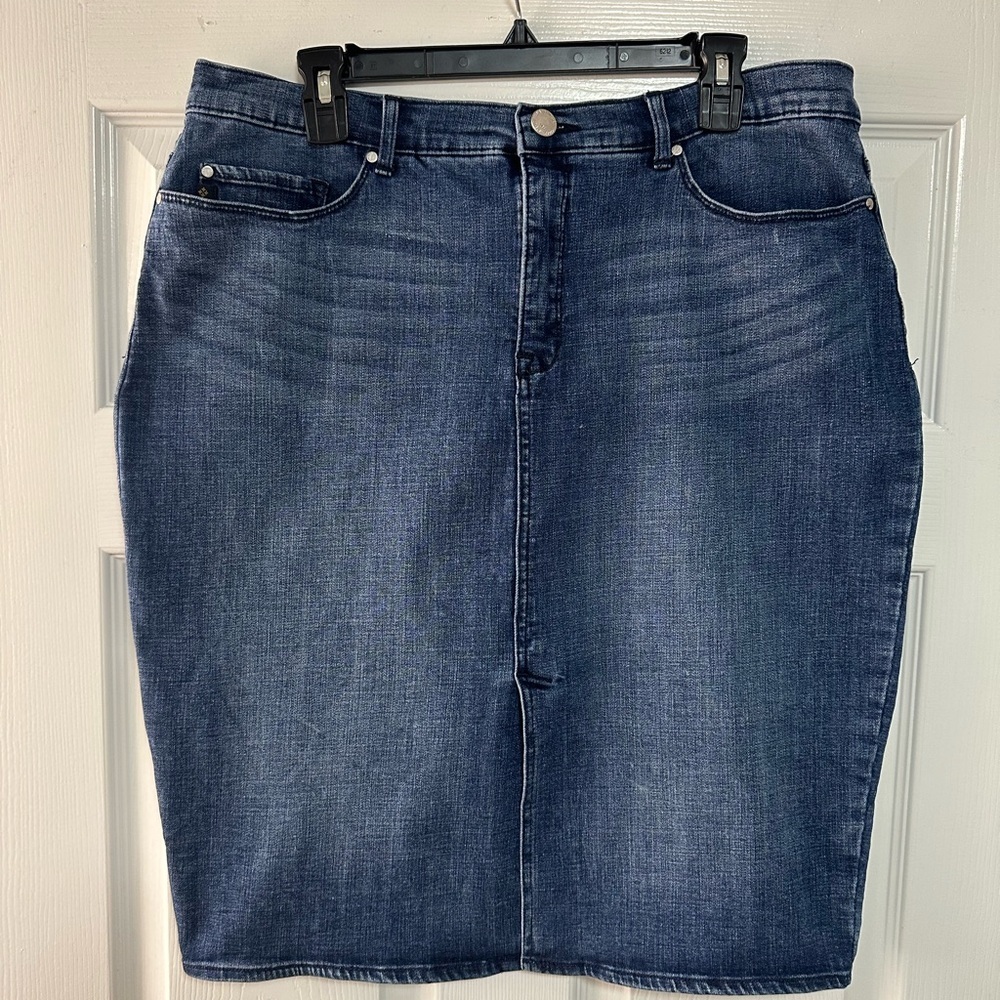 Lee Platinum stretch denim blue jean skirt